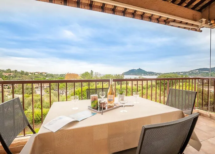 Agay By Interhome * Сен-Рафаэль