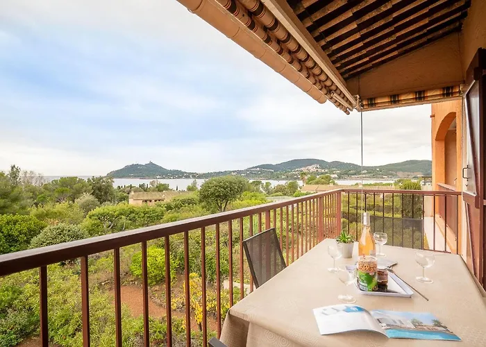 Agay By Interhome Сен-Рафаэль